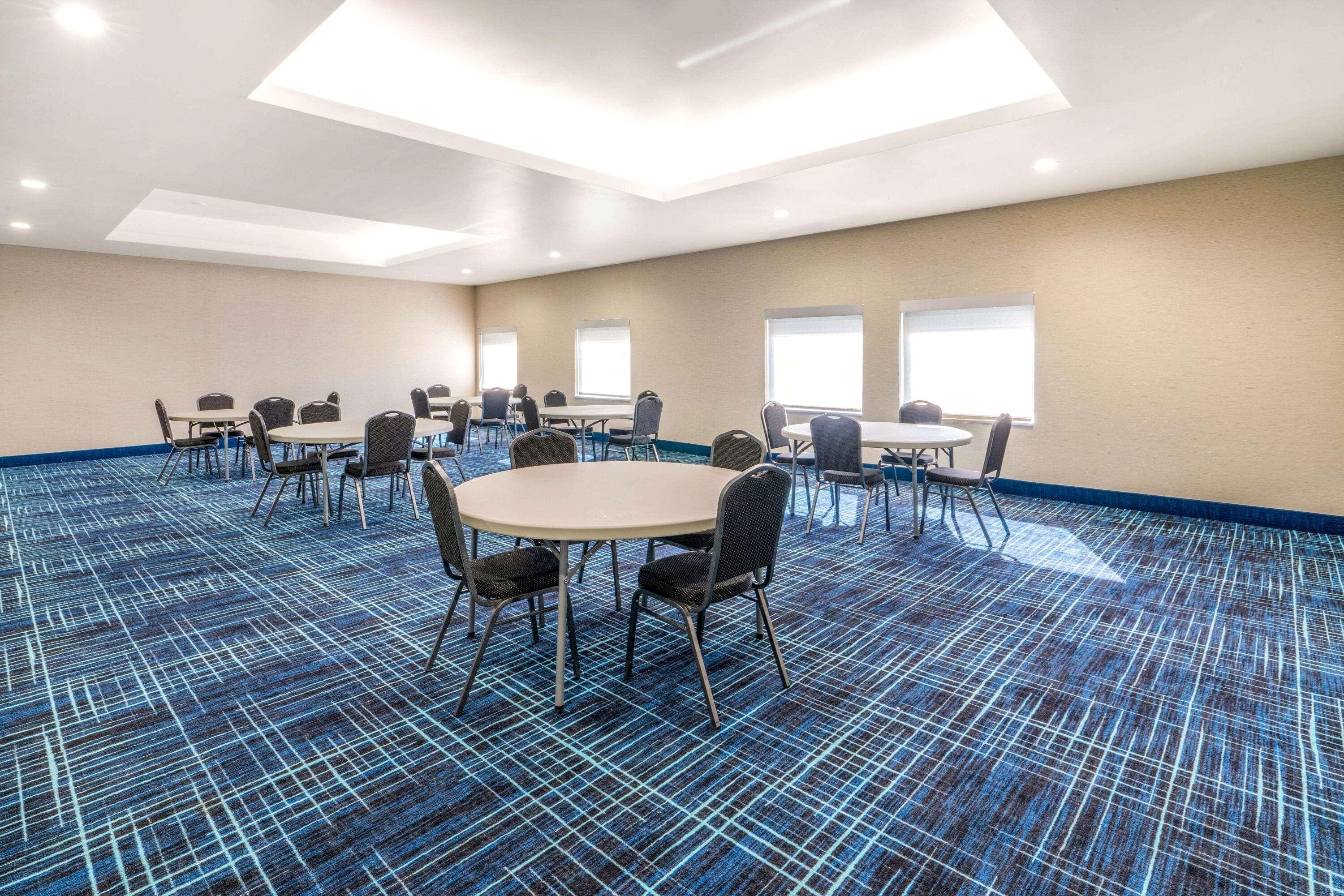 La Quinta By Wyndham Oklahoma City Airport Ngoại thất bức ảnh